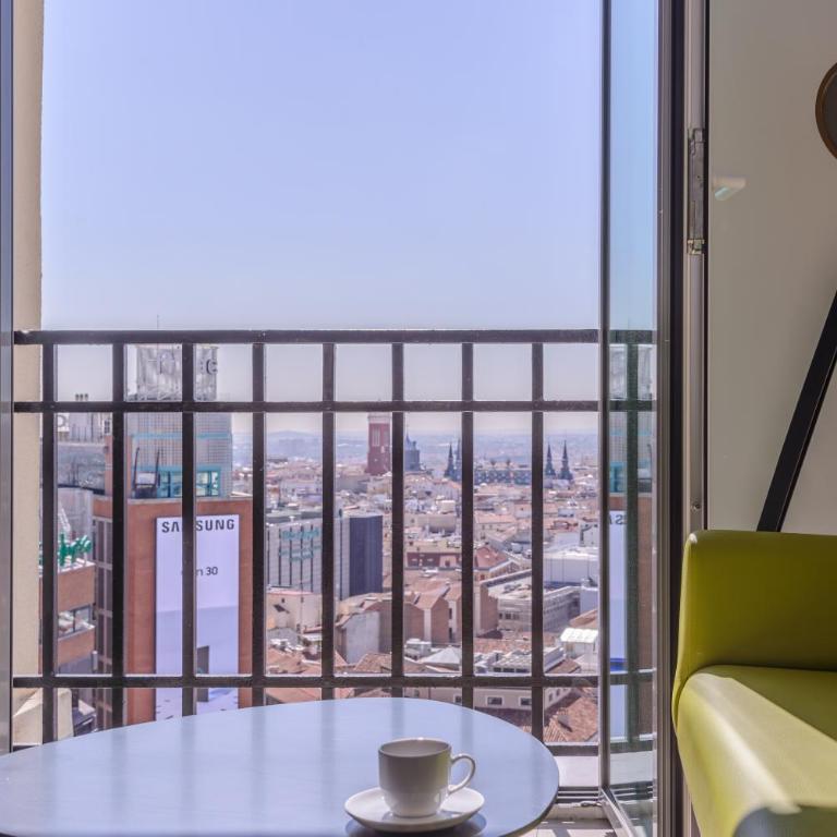 Gran Vía Callao - Stunning views in the heart of Madrid - Two-Bedroom Apartment - 14