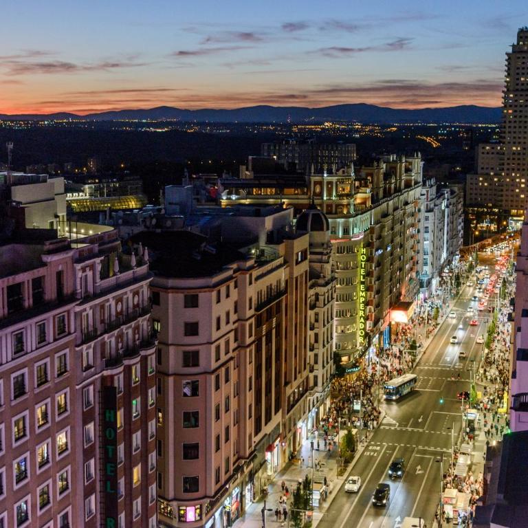 Gran Vía Callao - Stunning views in the heart of Madrid - One-Bedroom Apartment - 21