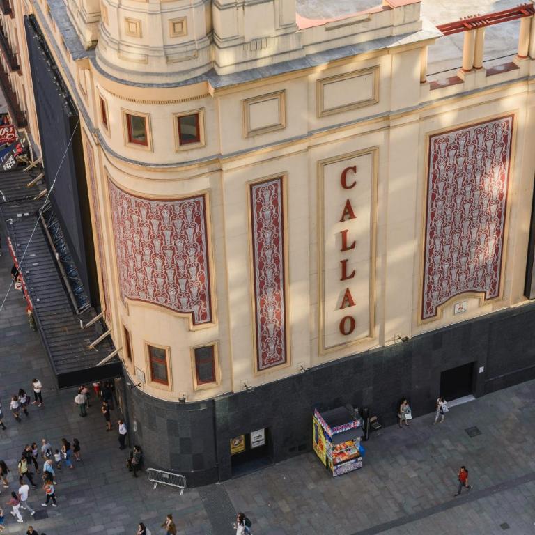 Gran Vía Callao - Stunning views in the heart of Madrid - One-Bedroom Apartment - 12