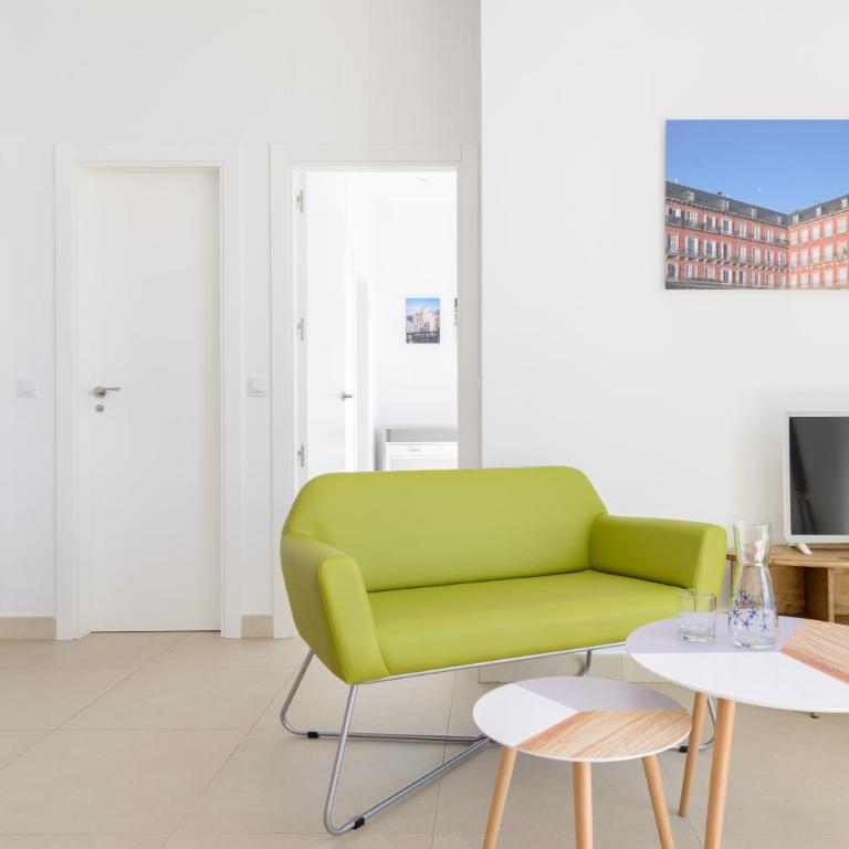 Gran Vía Callao - Stunning views in the heart of Madrid - Two-Bedroom Apartment - 4