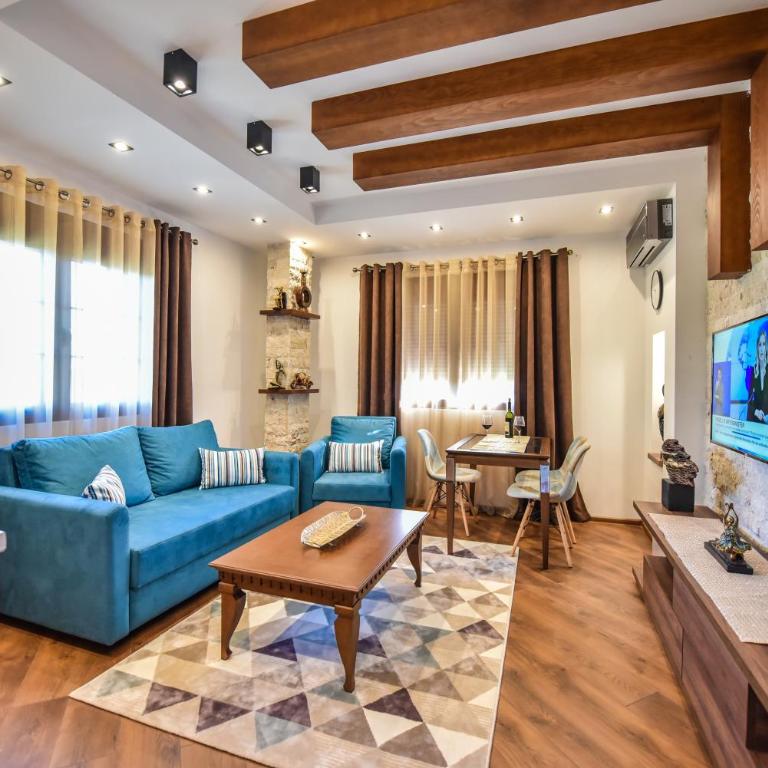 Giardino Lux Apartments - One-Bedroom Apartment - 1