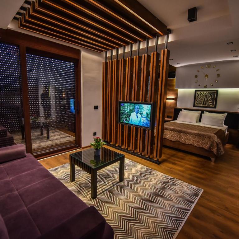 Giardino Lux Apartments - Studio Apartment - 8