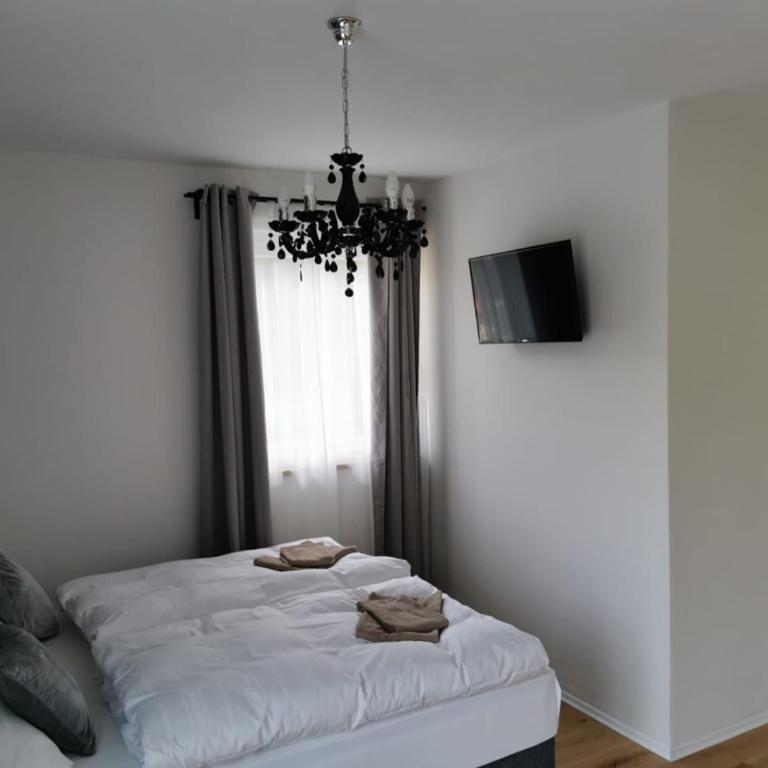 Enjoyit Velden West - Doppelzimmer mit Balkon - 39