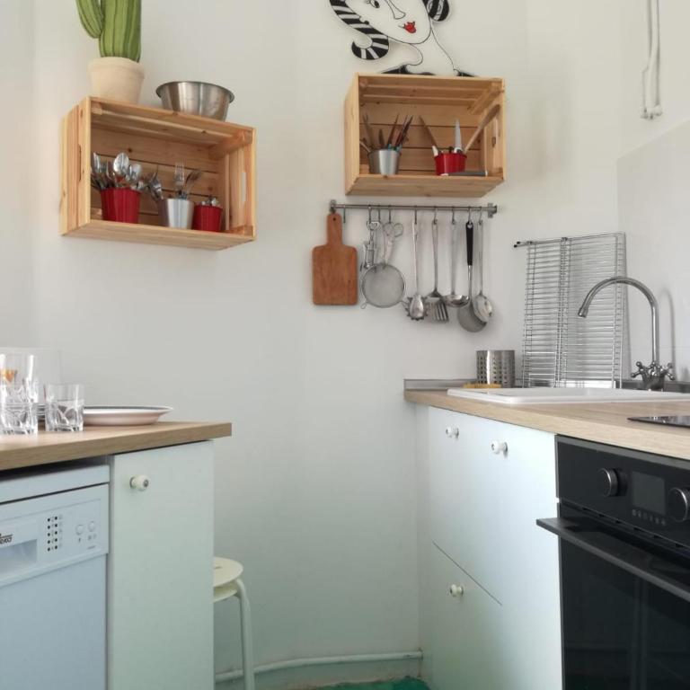 Casa Oroela - Three-Bedroom Apartment - 10