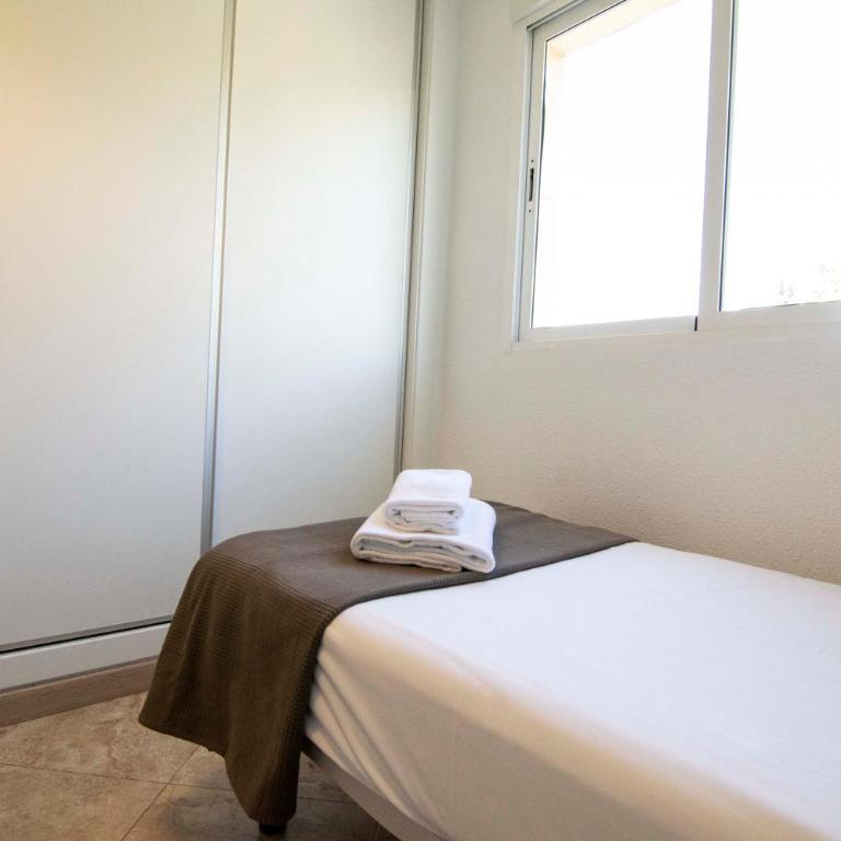 Letmalaga Bay Views - Two-Bedroom Apartment - 31
