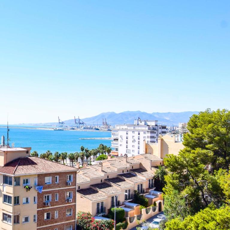 Letmalaga Bay Views - Two-Bedroom Apartment - 8