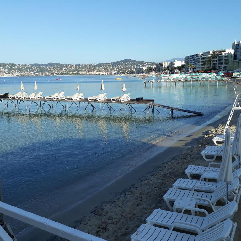 Spacious and bright flat Downtown and Beaches - Swimming Pool - Appartement - 23