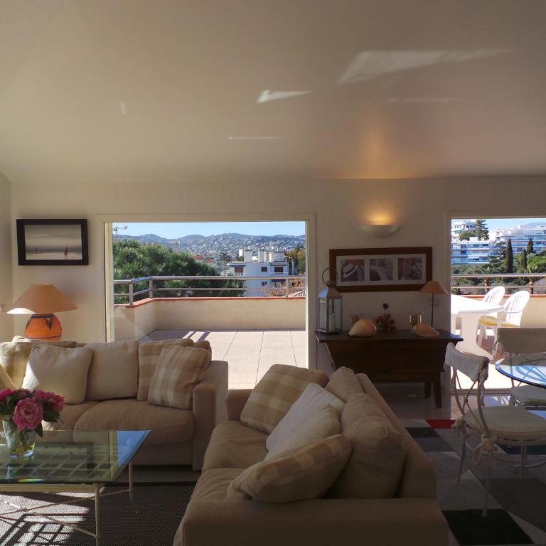 Spacious and bright flat Downtown and Beaches - Swimming Pool - Appartement - 3
