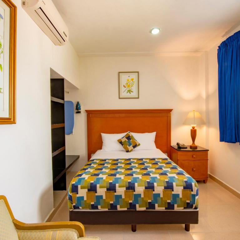 Hotel Embajadores - Double Room - 6