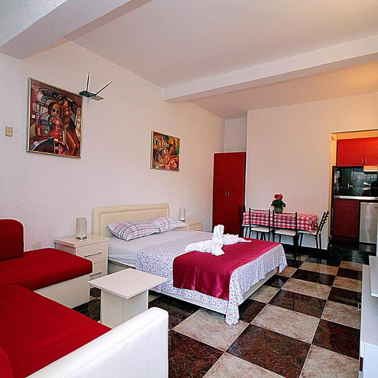 Apartments Kruna Jovanović - Studio sa Terasom - 3