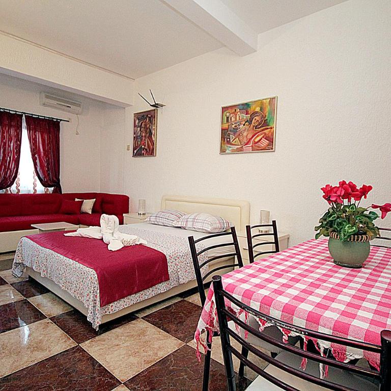 Apartments Kruna Jovanović - Studio sa Terasom - 8