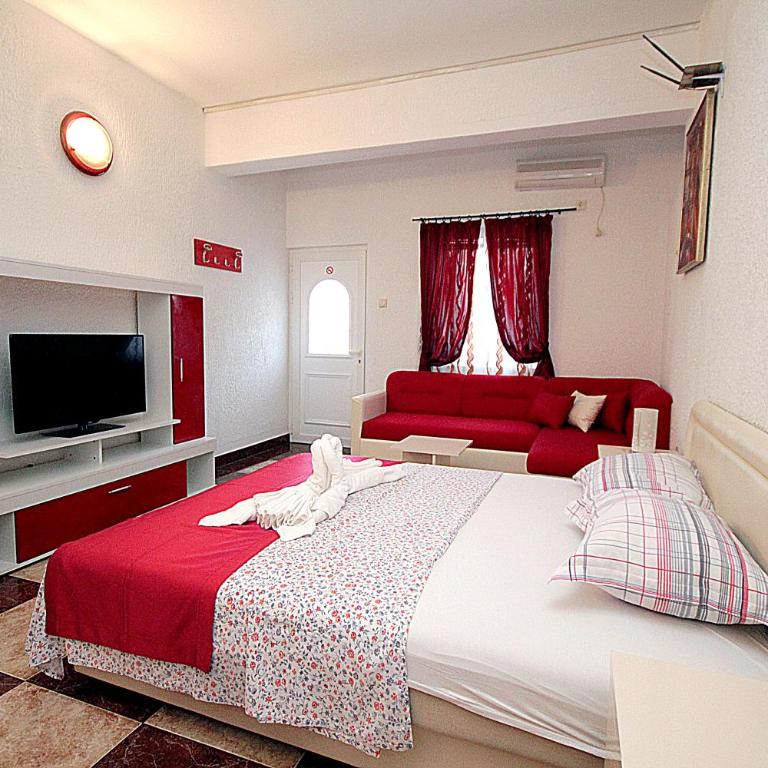 Apartments Kruna Jovanović - Studio sa Terasom - 13