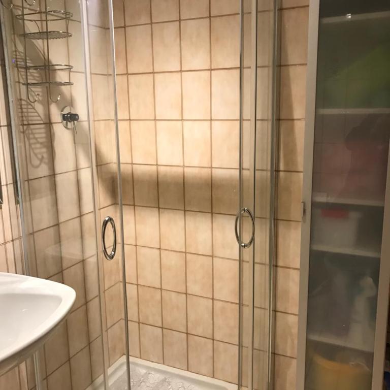 LE VOLPI Marilleva 1400 - Appartamento con 2 Camere da Letto - 9
