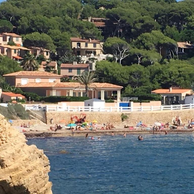 T2 Rez de jardin 300m Plage de Beaucours Sanary sur Mer - Apartment - Erdgeschoss - 21