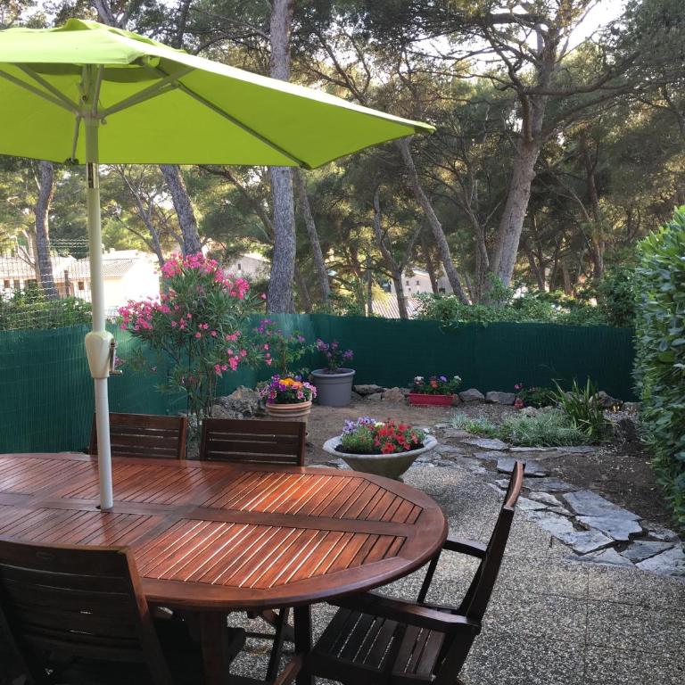 T2 Rez de jardin 300m Plage de Beaucours Sanary sur Mer - Apartment - Erdgeschoss - 28