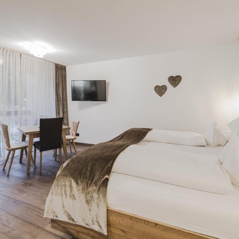 Hotel Chalet S - Dolomites Design - adults recommended - Junior Suite - 4