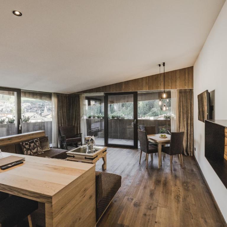 Hotel Chalet S - Dolomites Design - adults recommended - Suite con Vista Montagna - 2
