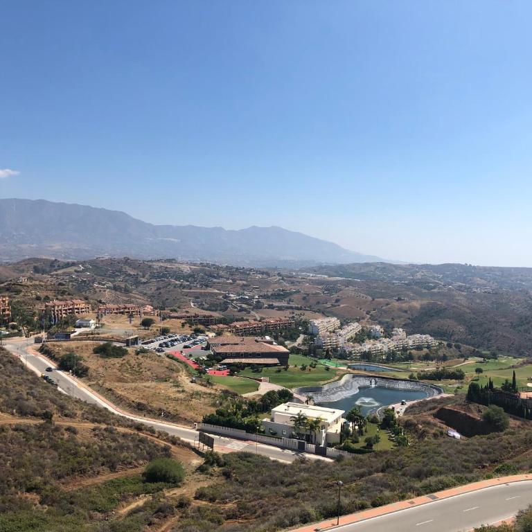 LA CALA HILL CLUB (LOS CORTIJOS) - Apartamento de 2 dormitorios - 35