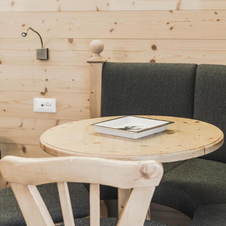 Hotel Chalet S - Dolomites Design - adults recommended - Camera Familiare - 3