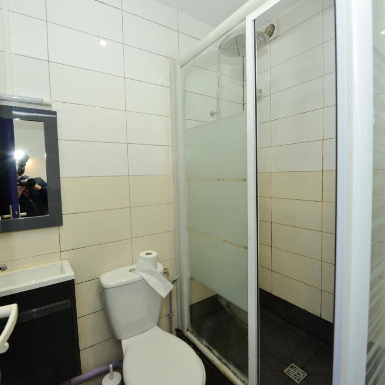 Hotel De La Poste - Chambre Double Standard - 27
