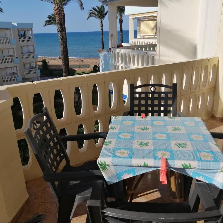 Apartamento con vistas al mar - Two-Bedroom Apartment - 11