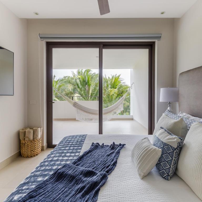 Lorena Ochoa Complex At Grand Coral - Apartamento con vistas a la piscina - 5