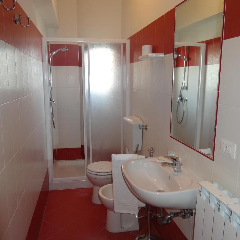 Bed & Breakfast La Tavernetta - Camera Matrimoniale con Bagno Privato Esterno - 3