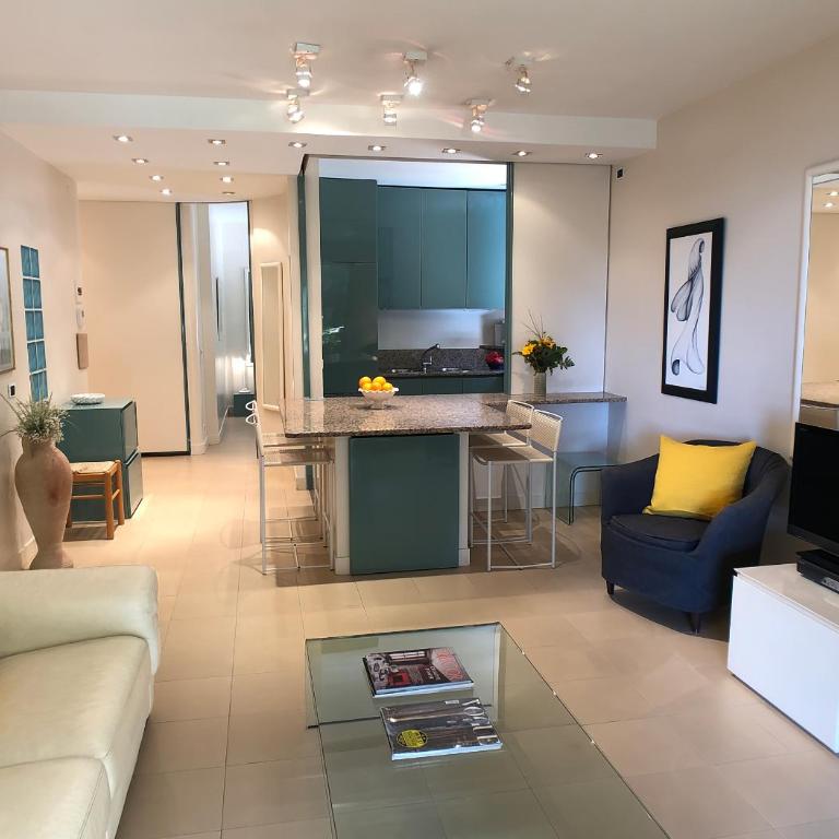 MedApartment Sanremo - Appartamento con 2 Camere da Letto - 3