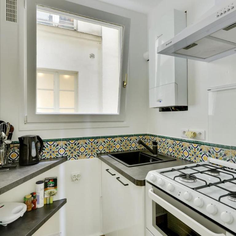 Unit 009 - Saint Germain des Près (Cherche Midi) - Appartement 2 Chambres - 17