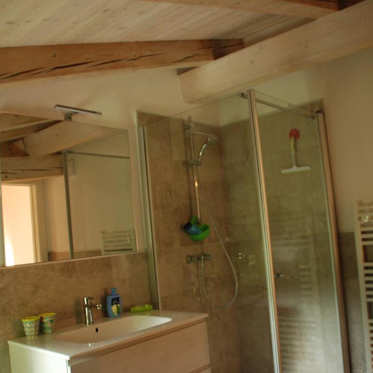 B&B Ca'rina - Ampia Camera Matrimoniale/Doppia con Letti Singoli - 5