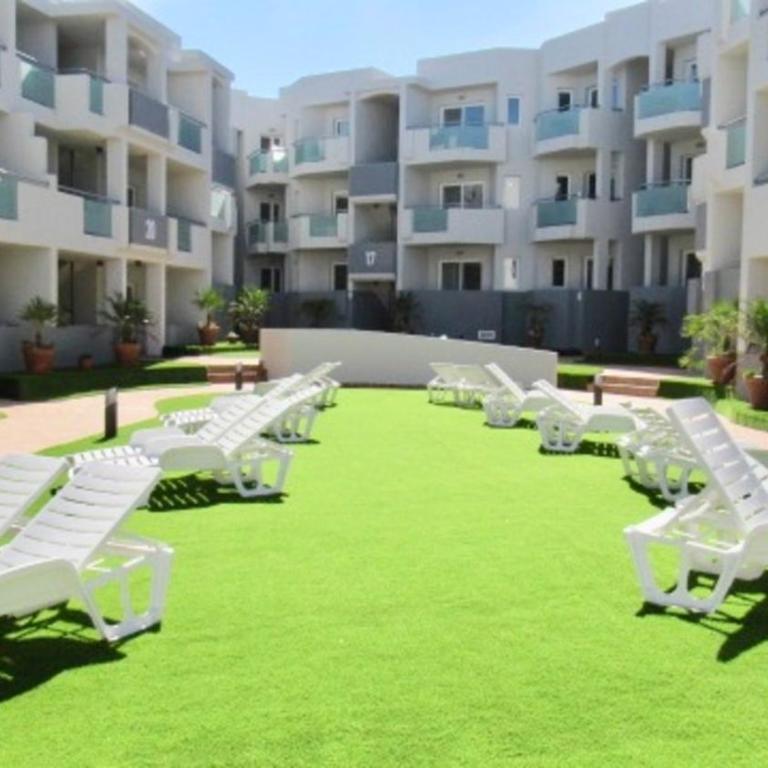 Chocolate Cookie- AC, High speed internet, Desk with natural light, Sunny terrace and pool - Apartamento - 29