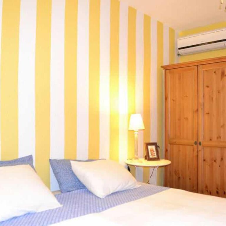 Sea View House - Two-Bedroom House - 8