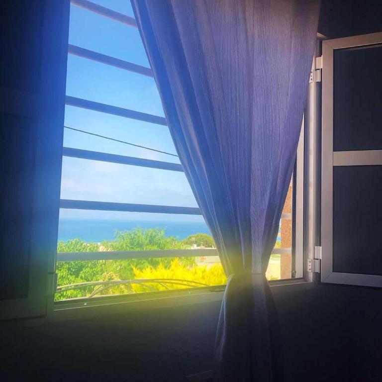 Sea View House - Two-Bedroom House - 12