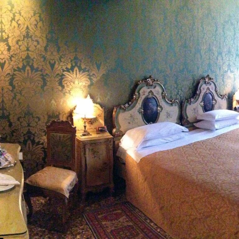 Hotel Palazzo Abadessa - Suite con Vista Canale - 14