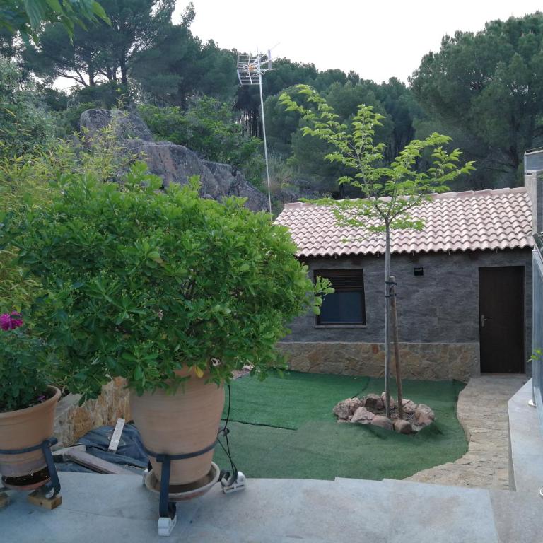 CABAÑA DE MADERA JUNTO AL LAGO LAS JARAS - Two-Bedroom Chalet - 41