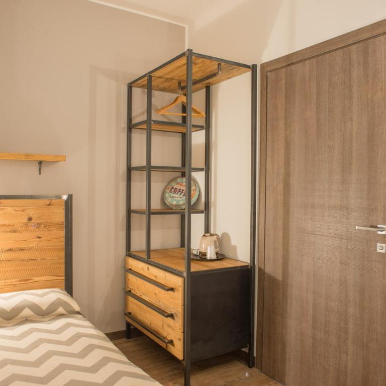 Officina Rooms - Camera King con Doccia con Accesso per Sedie a Rotelle - Accesso Disabili - 1