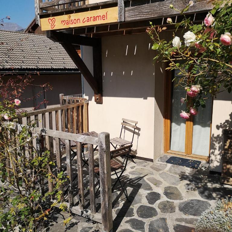 Maison Caramel - Doppel-/Zweibettzimmer mit eigenem Bad - 1