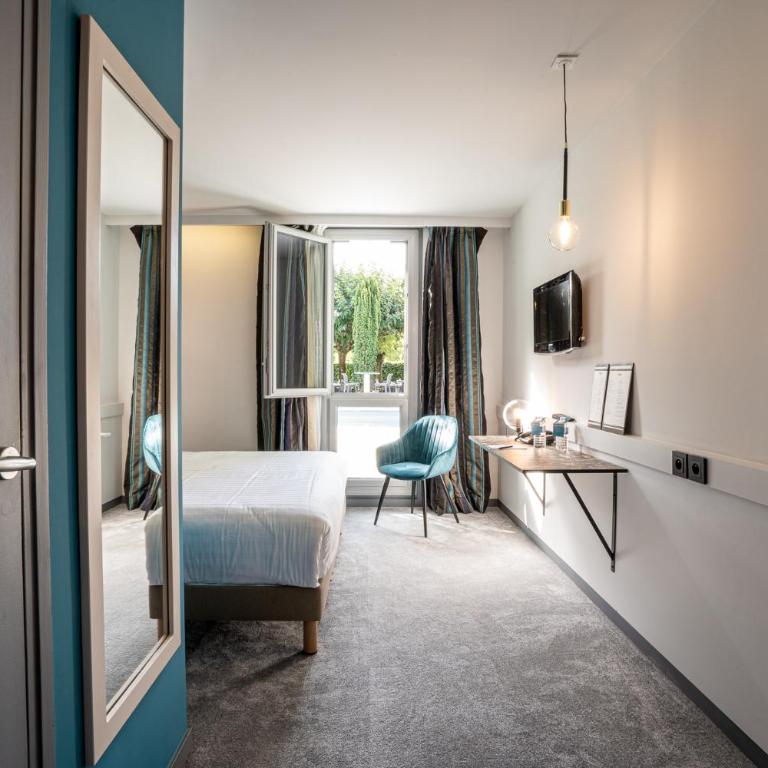 PoMo Hôtel & Restaurant - Chambre Double Classique - 10
