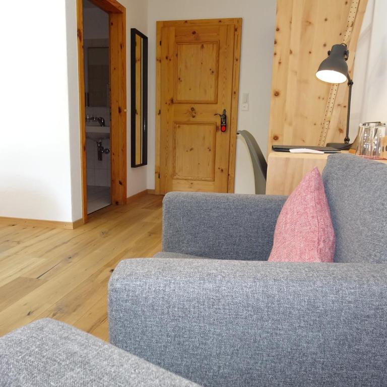 Schorta's Alvetern - Boutique Hotel - Doppelzimmer mit Balkon oder Terrasse - 10