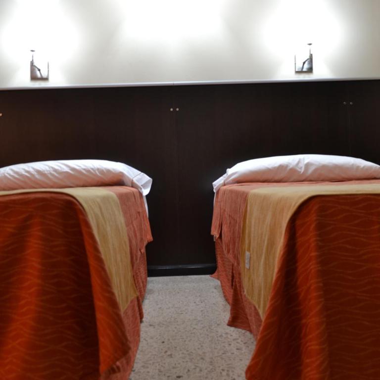 Hotel Magdalena - Habitación Doble - 1 o 2 camas - 8