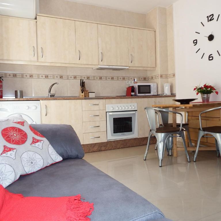 Lovely, Quiet Downtown-Beach w Balcony - Apartamento - 15