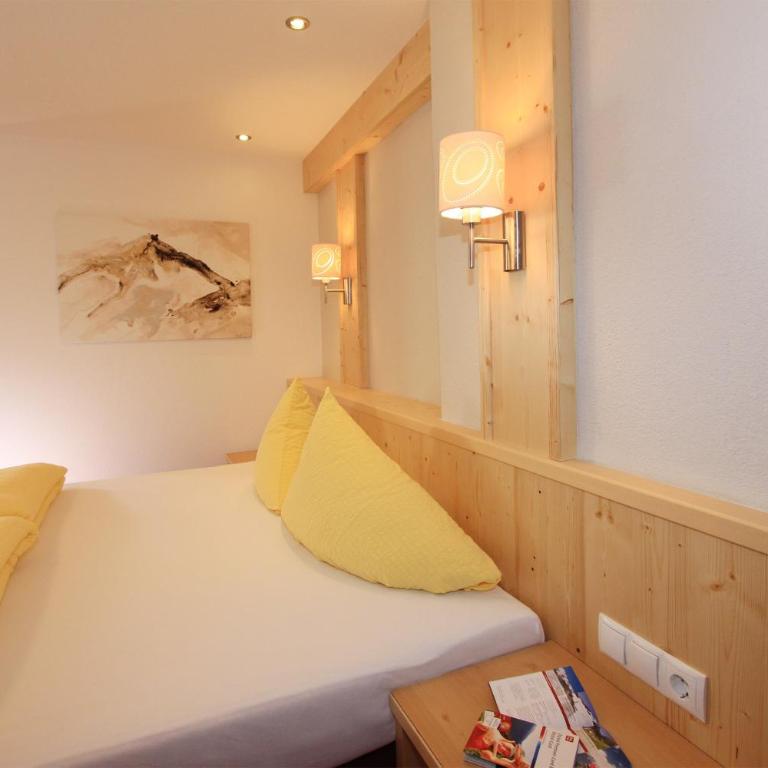 Haus Stefanie - Dreibettzimmer - 2