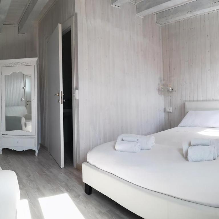 Junior Suites Venezia - Camera King Standard - 3