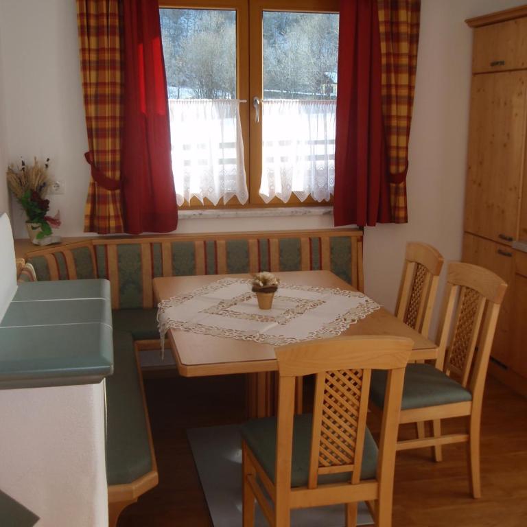 Flachauer Bergkristall - Large Two-Bedroom Apartment with Terrace - 5