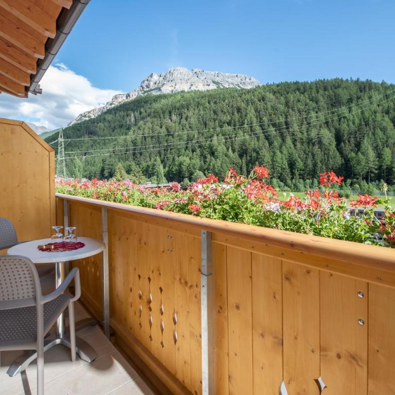 Hotel Theiner - Camera Matrimoniale Deluxe con Balcone - 9