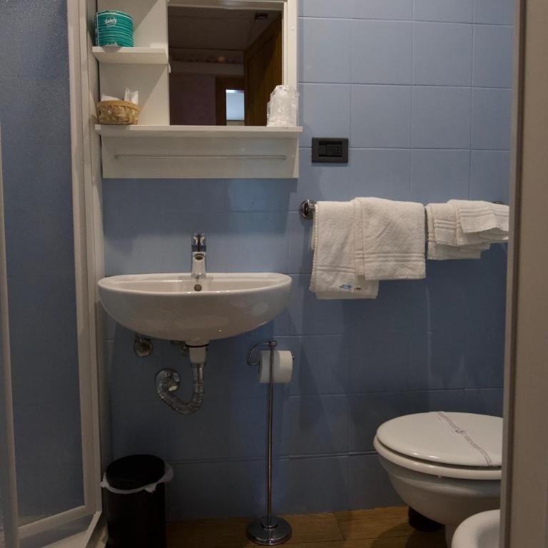 Locanda le Monache - Camera Tripla Comfort - 8