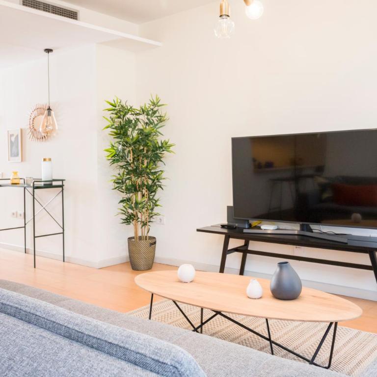 HomeForGuest Design Attic Apartment FREE Parking - Apartamento Deluxe - 7