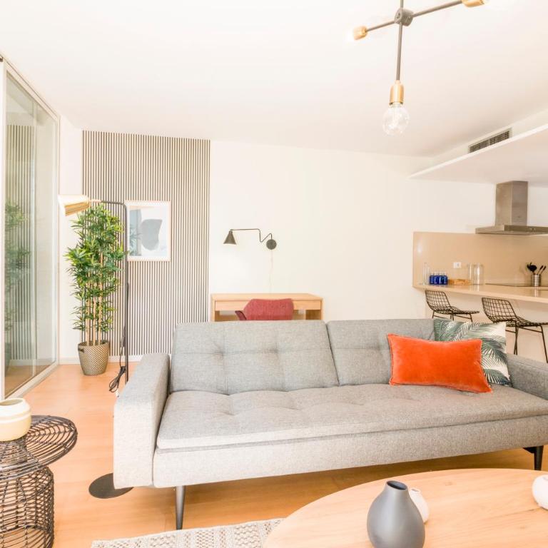 HomeForGuest Design Attic Apartment FREE Parking - Apartamento Deluxe - 9
