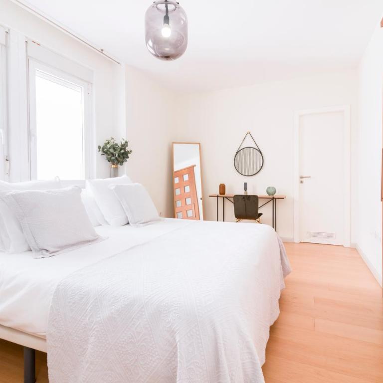 HomeForGuest Design Attic Apartment FREE Parking - Apartamento Deluxe - 21