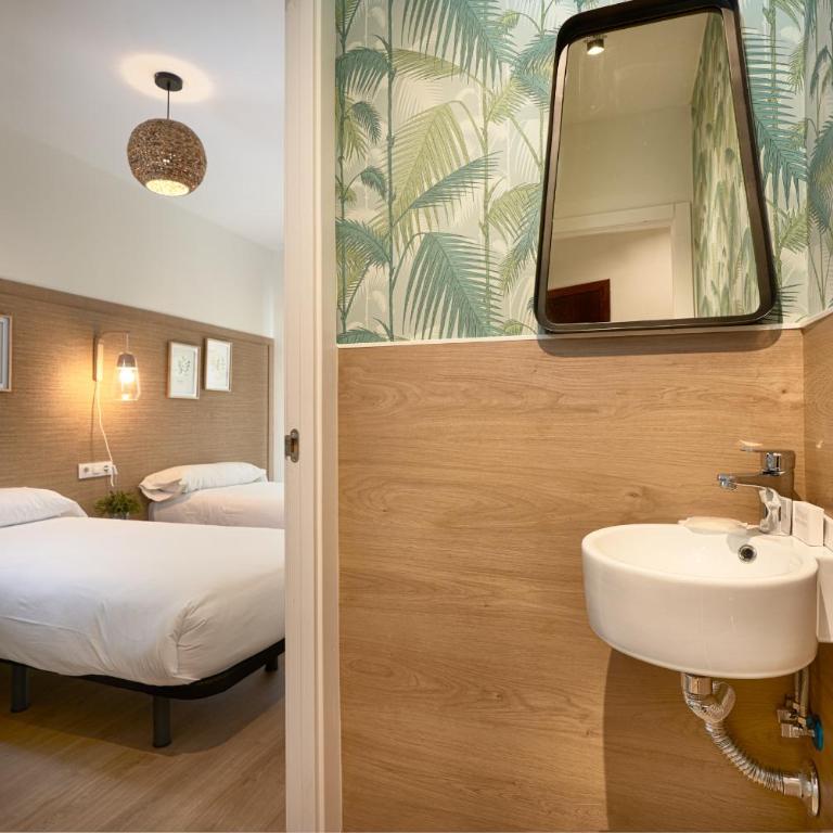 SUNN Apartments Amador de los Ríos, by Homing U - Two Bedroom Apartment two bathrooms with terrace - 2